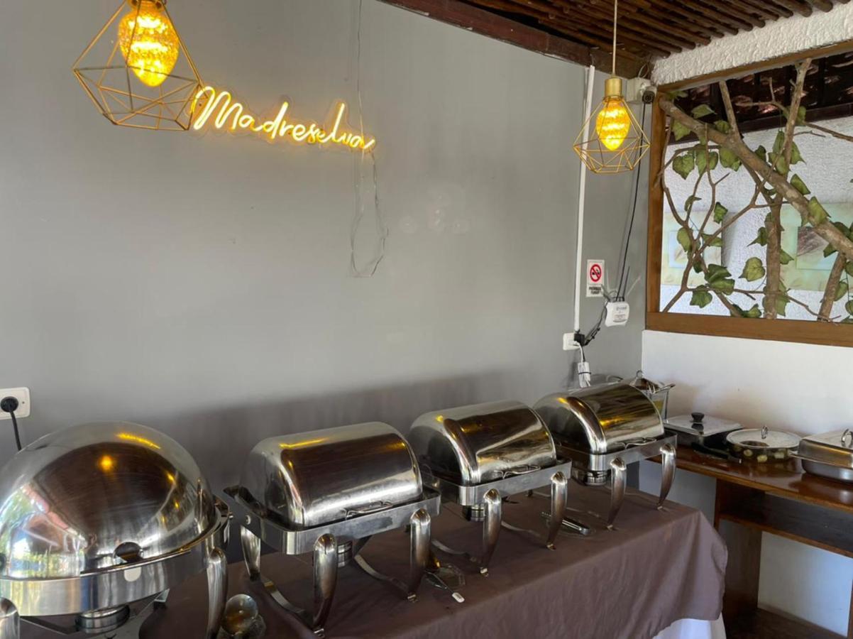 Hotel Madreselva Leticia Dış mekan fotoğraf